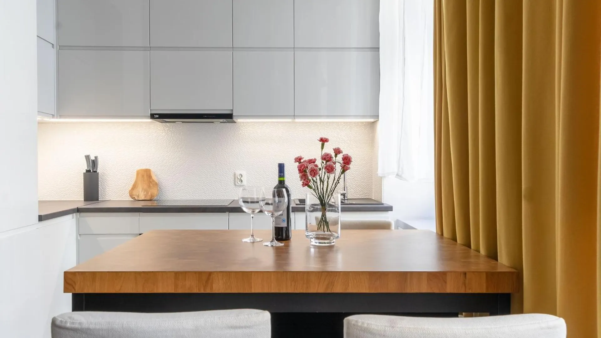 Old Town Apartment Wlodkowica 27 - Properunit Wroclaw