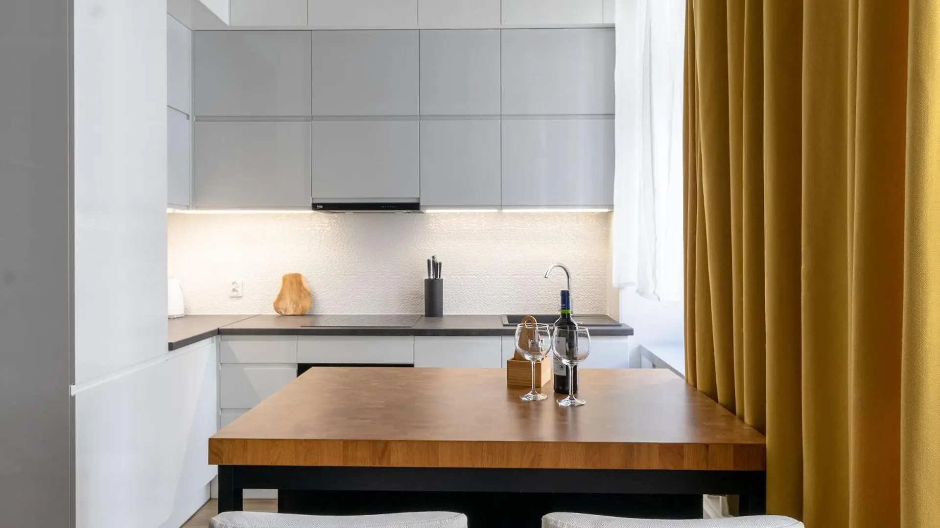 Old Town Apartment Wlodkowica 27 - Properunit Wroclaw
